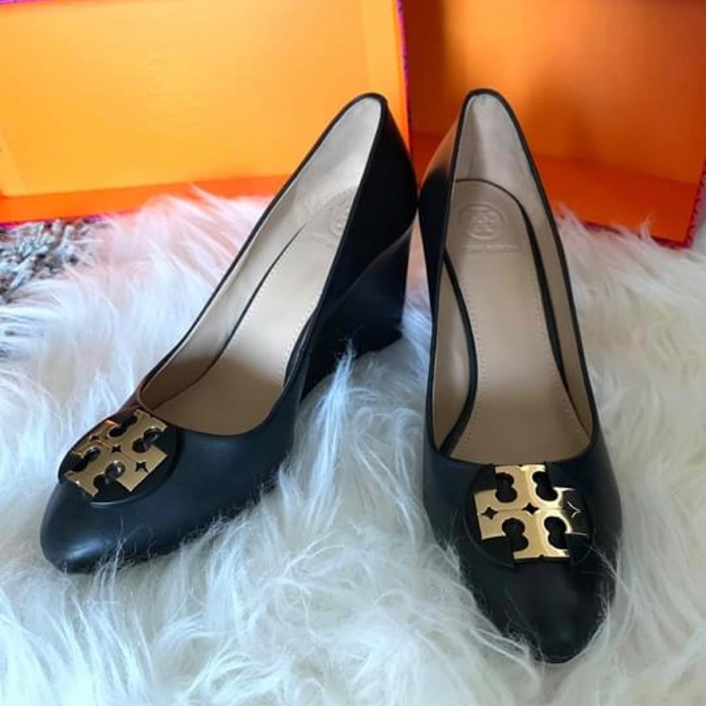 Tory Burch Black Wedge Heels size 6.5 - Picture 3 of 3